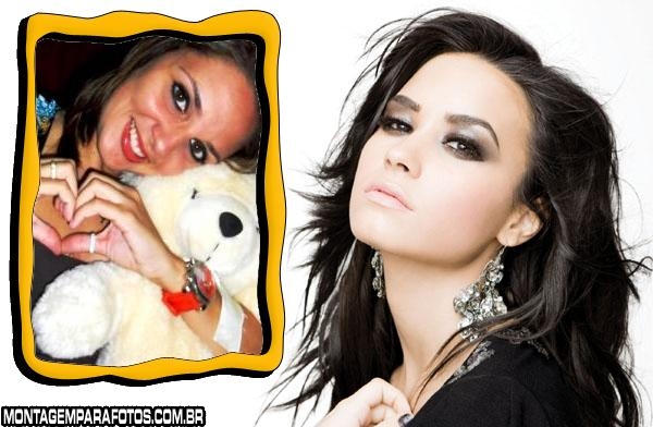 Cantora Demi Lovato Moldura